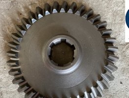 NHÔNG CẦU XE BA BÁNH